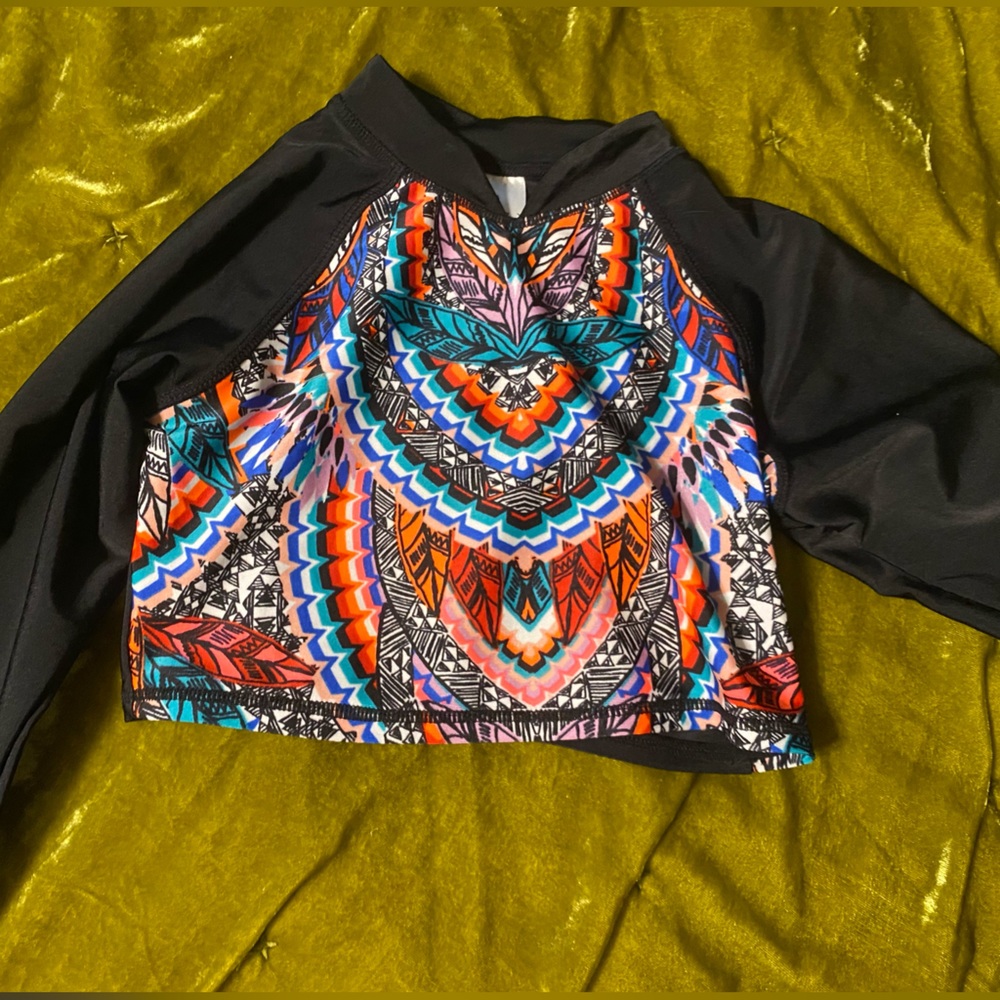 EUC Art Class - Multicolored girls (6X) rash guard - Picture 2 of 6